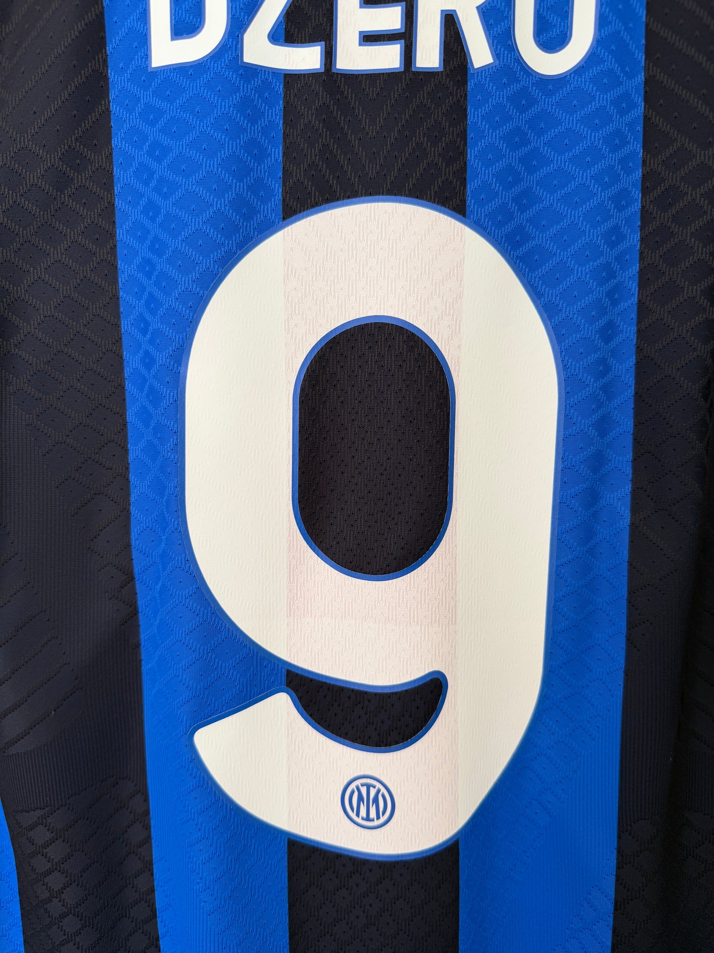 Edin Dzeko Inter Milan 2022-23 home football shirt (XXL)