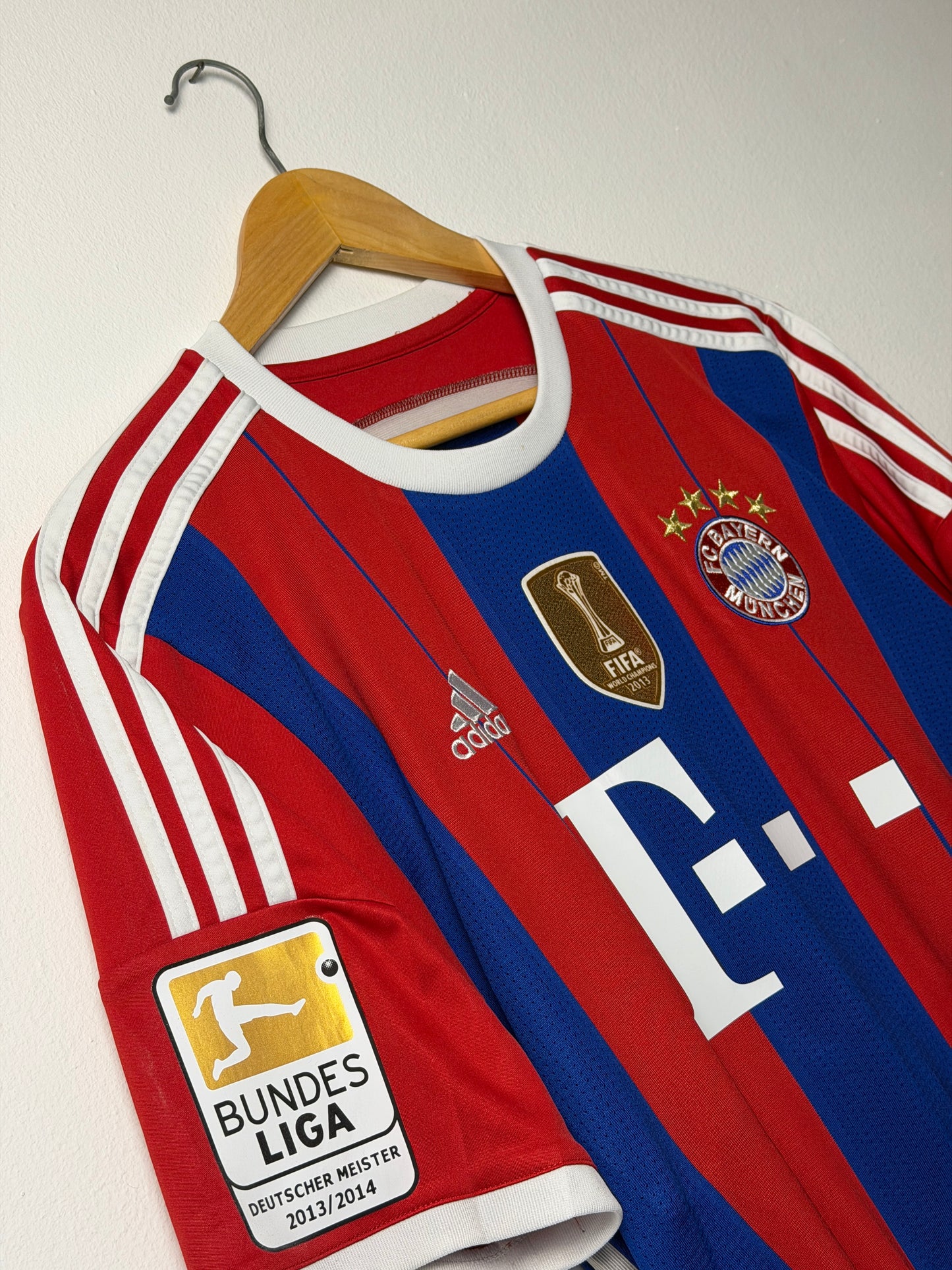 Arjen Robben FC Bayern Munich 2014-15 home football shirt (M)