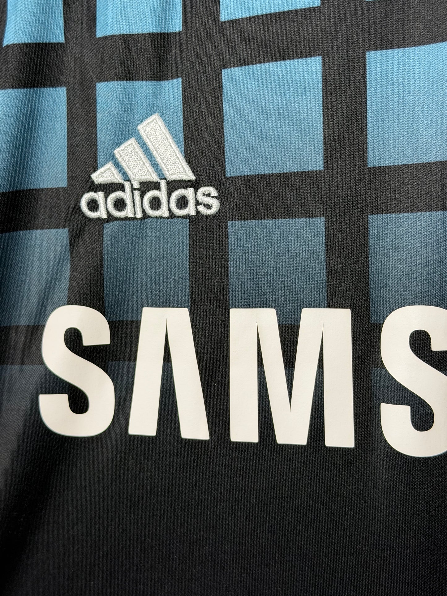 Didier Drogba Chelsea FC 2011-12 away football shirt (M)