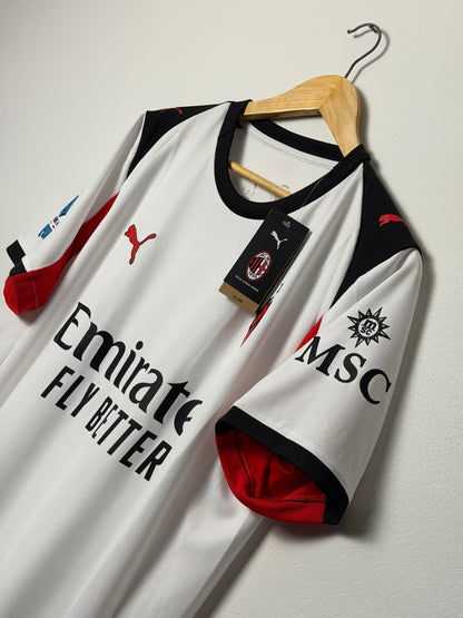 Luka Modric AC Milan 2025-26 away football shirt (L)