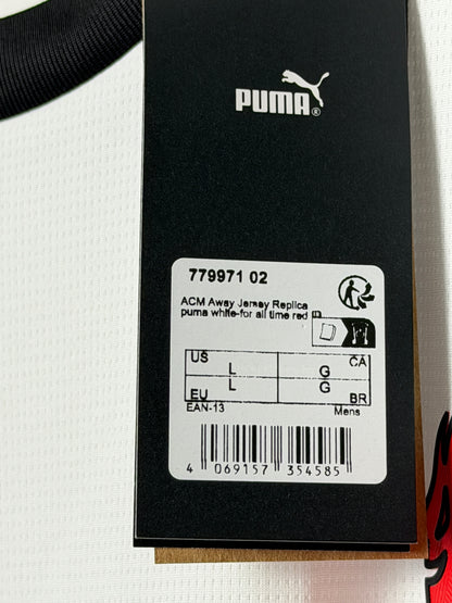 Luka Modric AC Milan 2025-26 away football shirt (L)