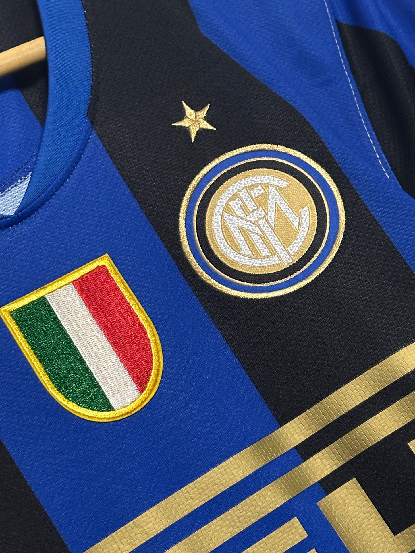 Zlatan Ibrahimovic Inter Milan 2008-09 home football shirt (M)