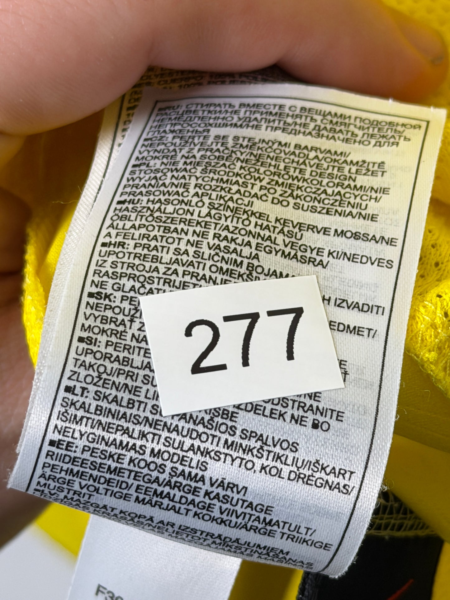 Thierry Henry Arsenal FC 2003-04 away football shirt (L)