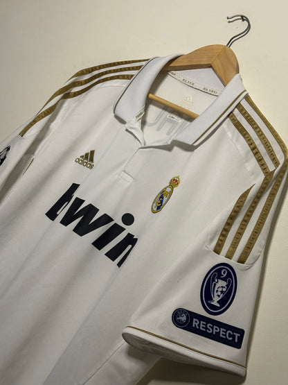 Cristiano Ronaldo Real Madrid CF 2011-12 home football shirt (XL)