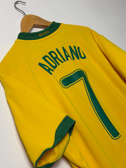 Adriano Brazil 2006 World Cup home football shirt (XL)