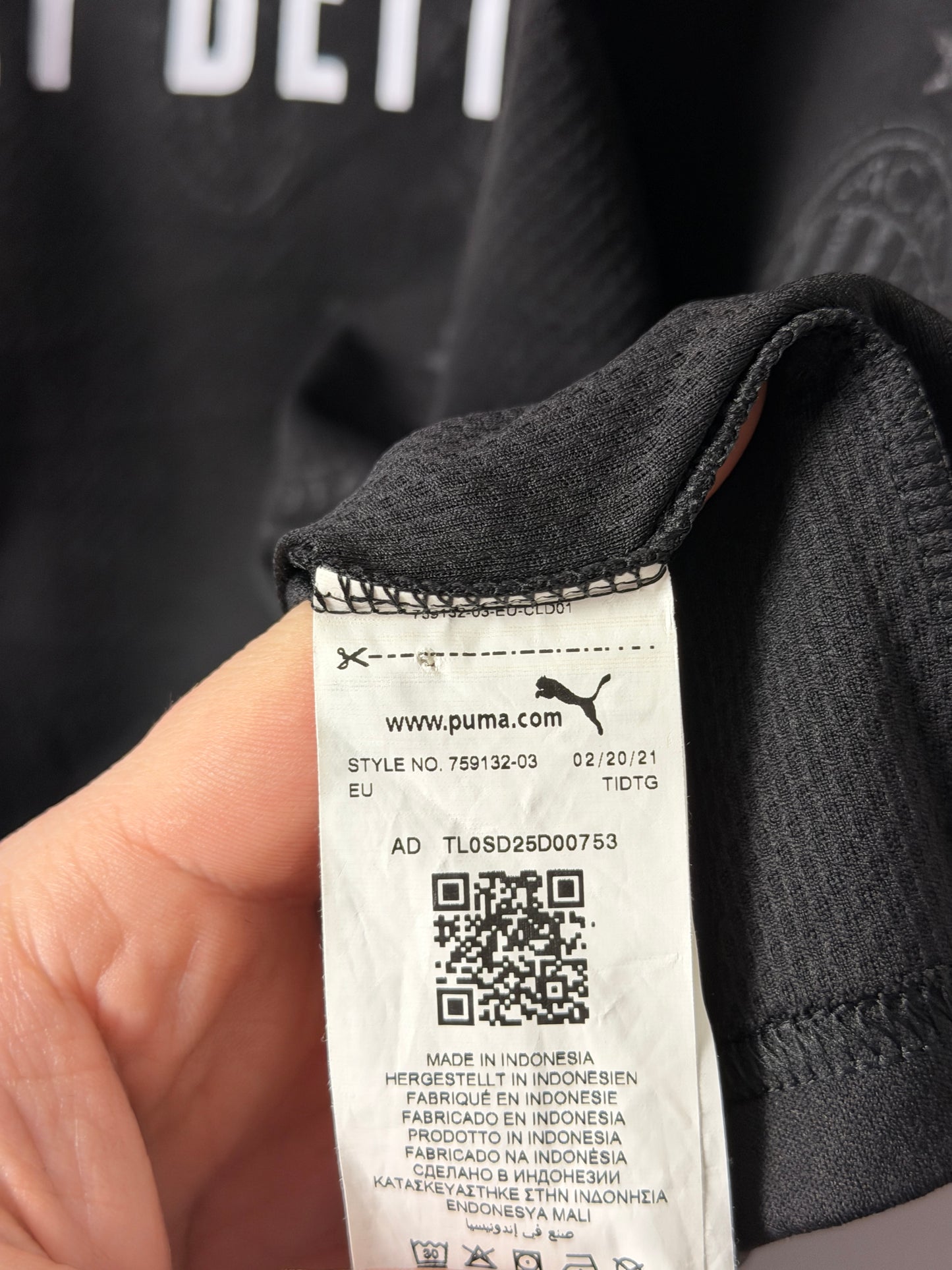 Zlatan Ibrahimovic AC Milan 2020-21 third football shirt (XL)