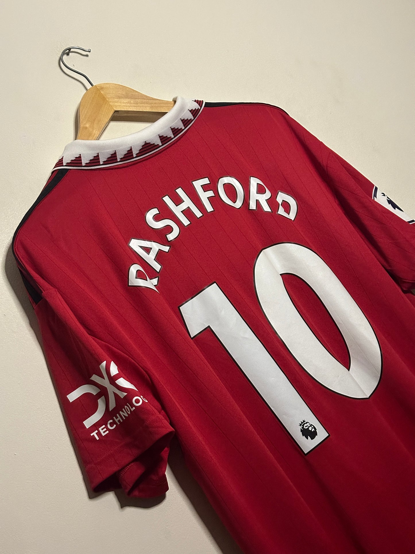 Marcus Rashford Manchester United 2022-23 home football shirt (XL)