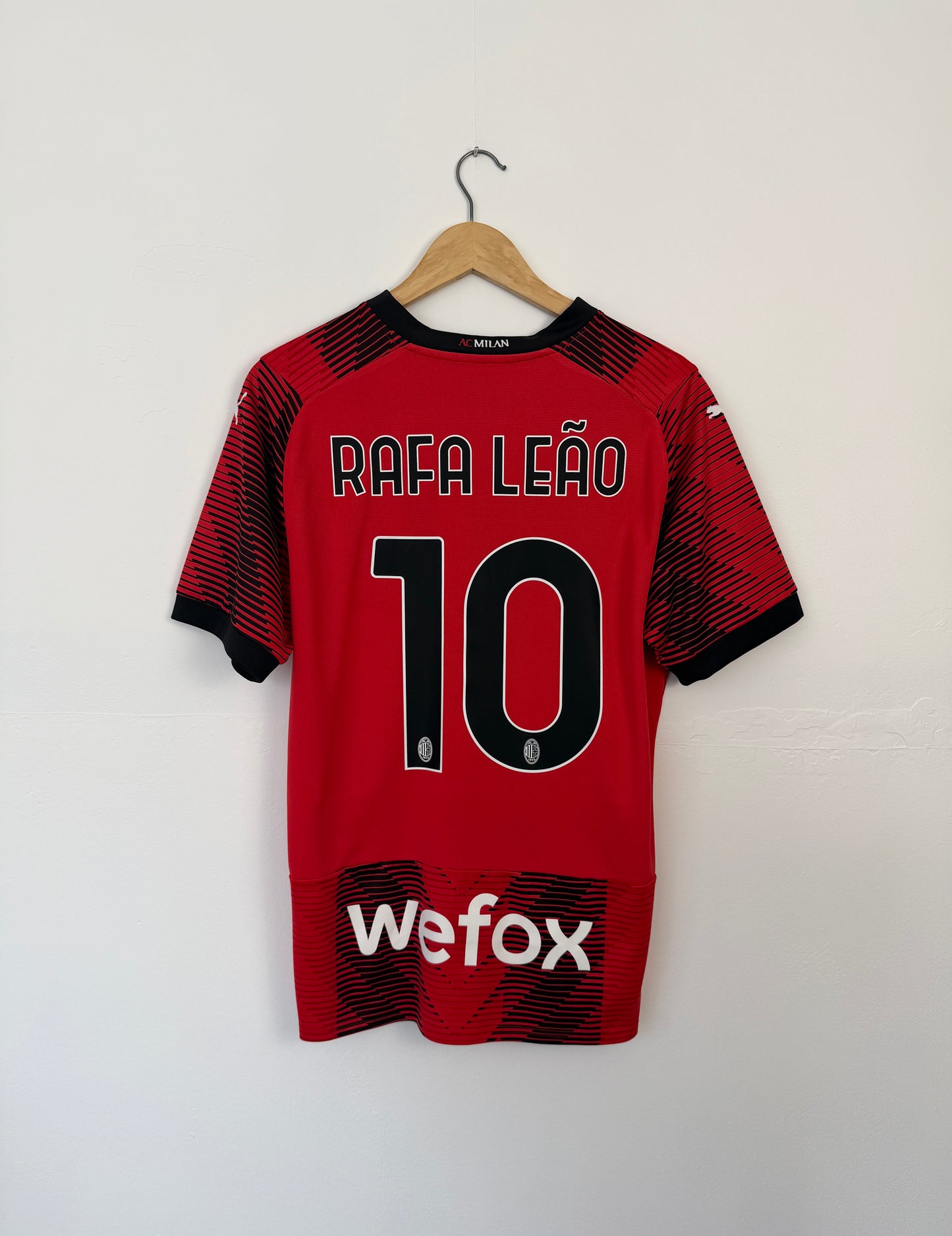 Rafa Leao AC Milan 2023-24 home football shirt (M)