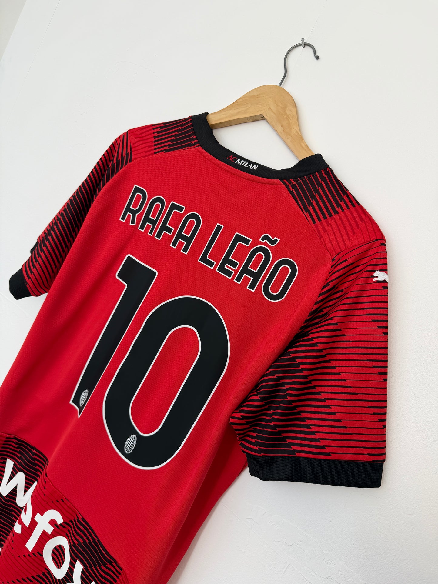 Rafa Leao AC Milan 2023-24 home football shirt (M)
