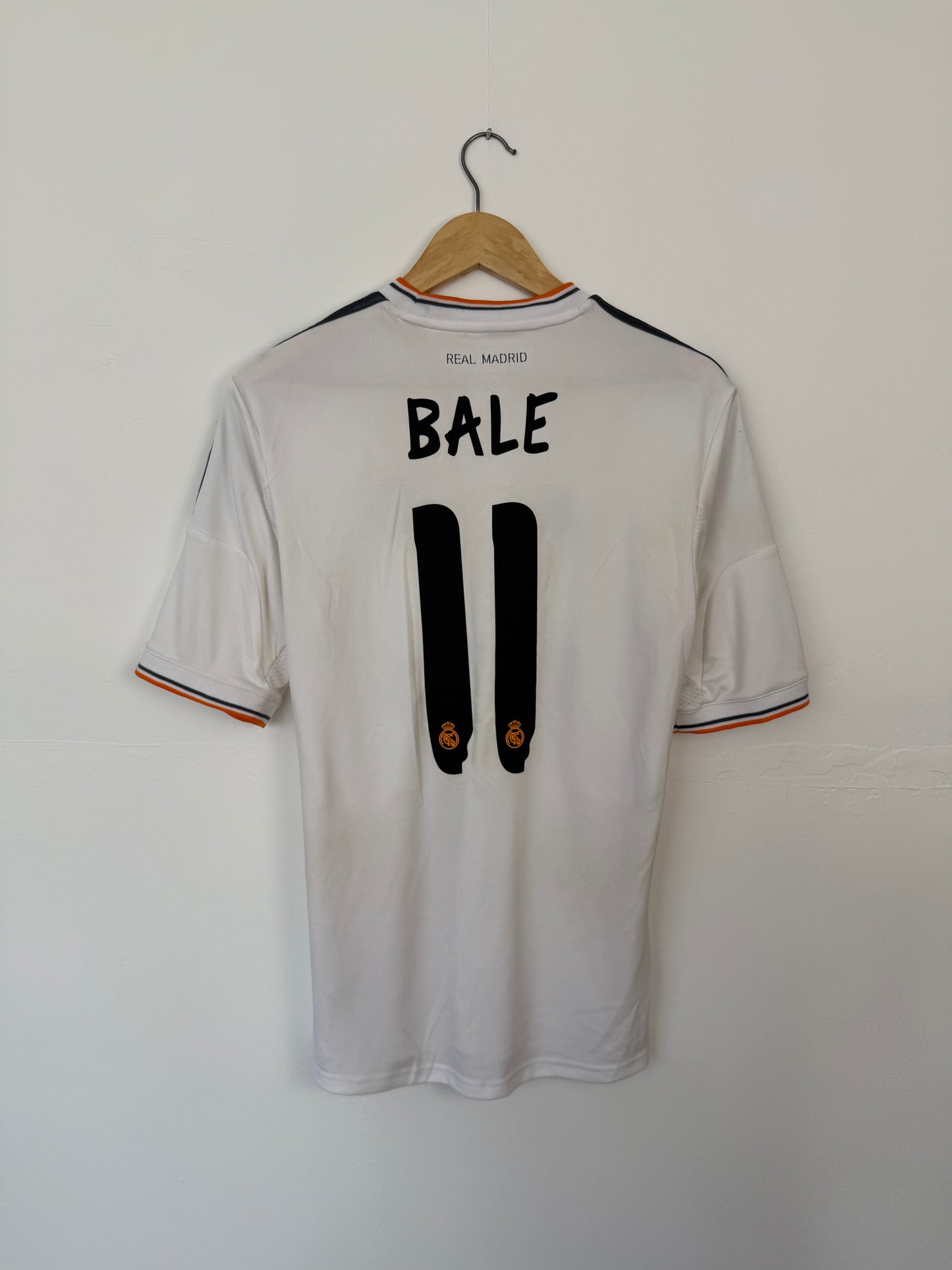Gareth Bale Real Madrid CF 2013-14 home football shirt (S)