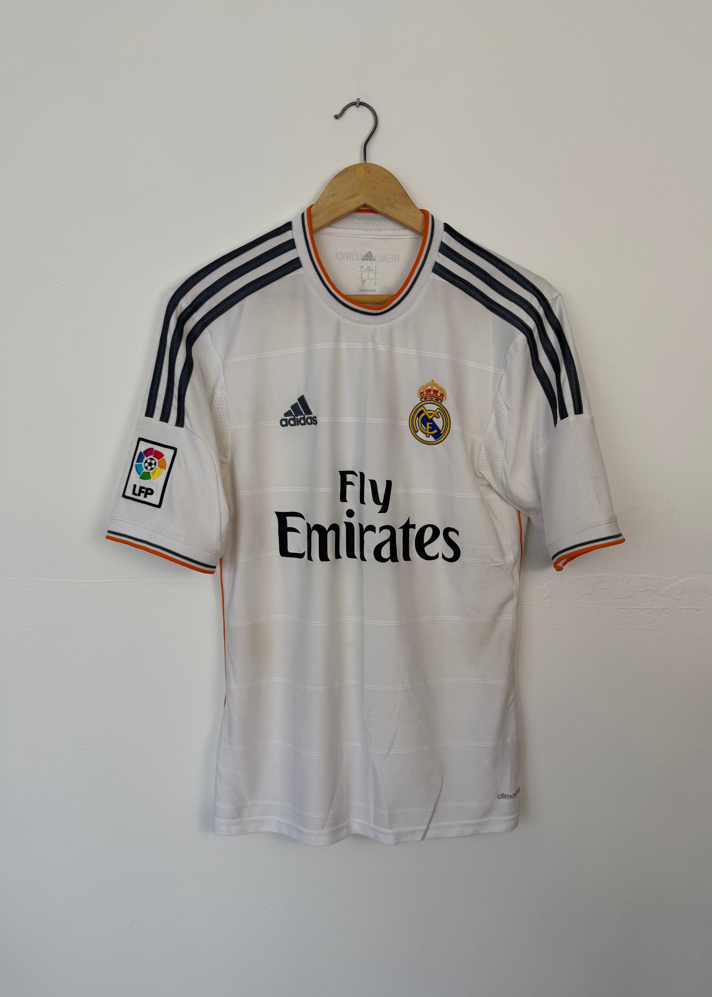 Gareth Bale Real Madrid CF 2013-14 home football shirt (S)