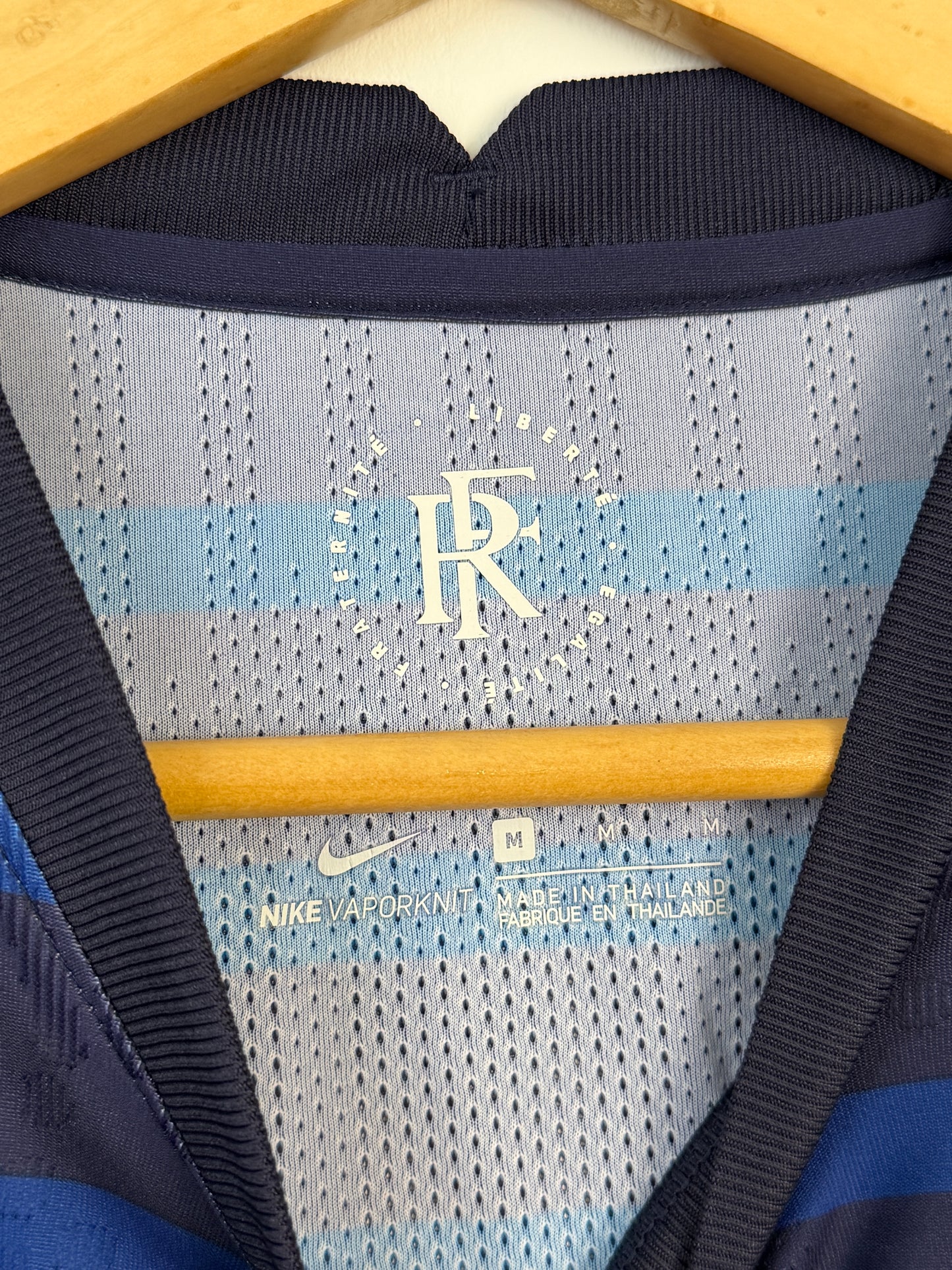 Kylian Mbappe France VAPORKNIT Euro 2020 home football shirt (M)