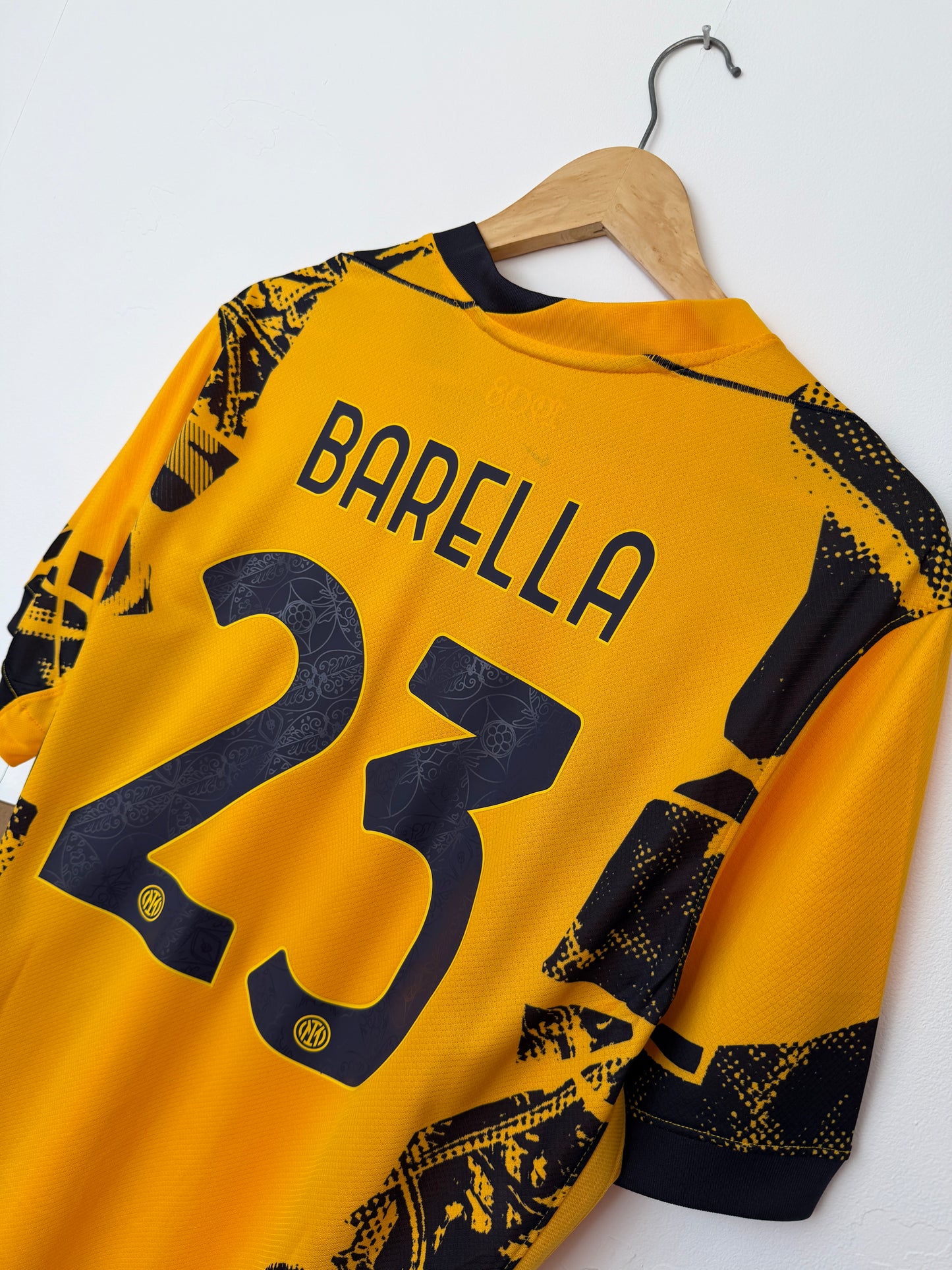 Nicolo Barella Inter Milan 2024-25 third football shirt (L)