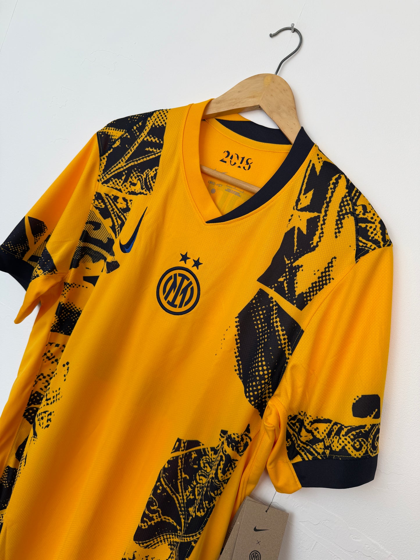 Nicolo Barella Inter Milan 2024-25 third football shirt (L)