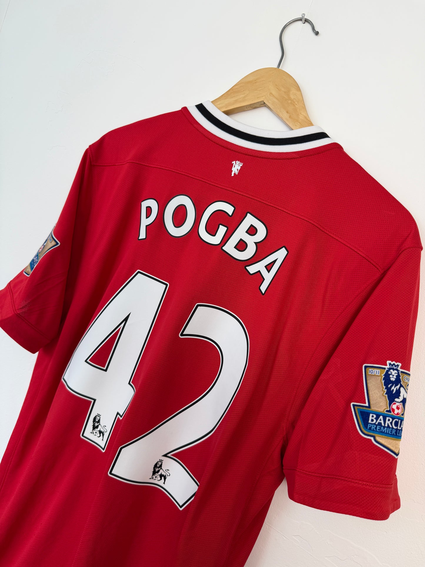 Paul Pogba Manchester United 2011-12 home football shirt (L)