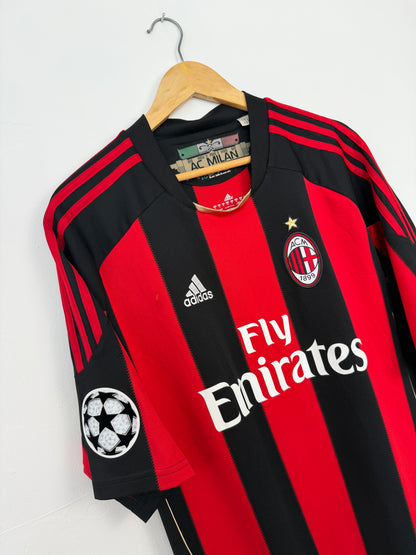 Zlatan Ibrahimovic AC Milan 2010-11 home football shirt (XL)