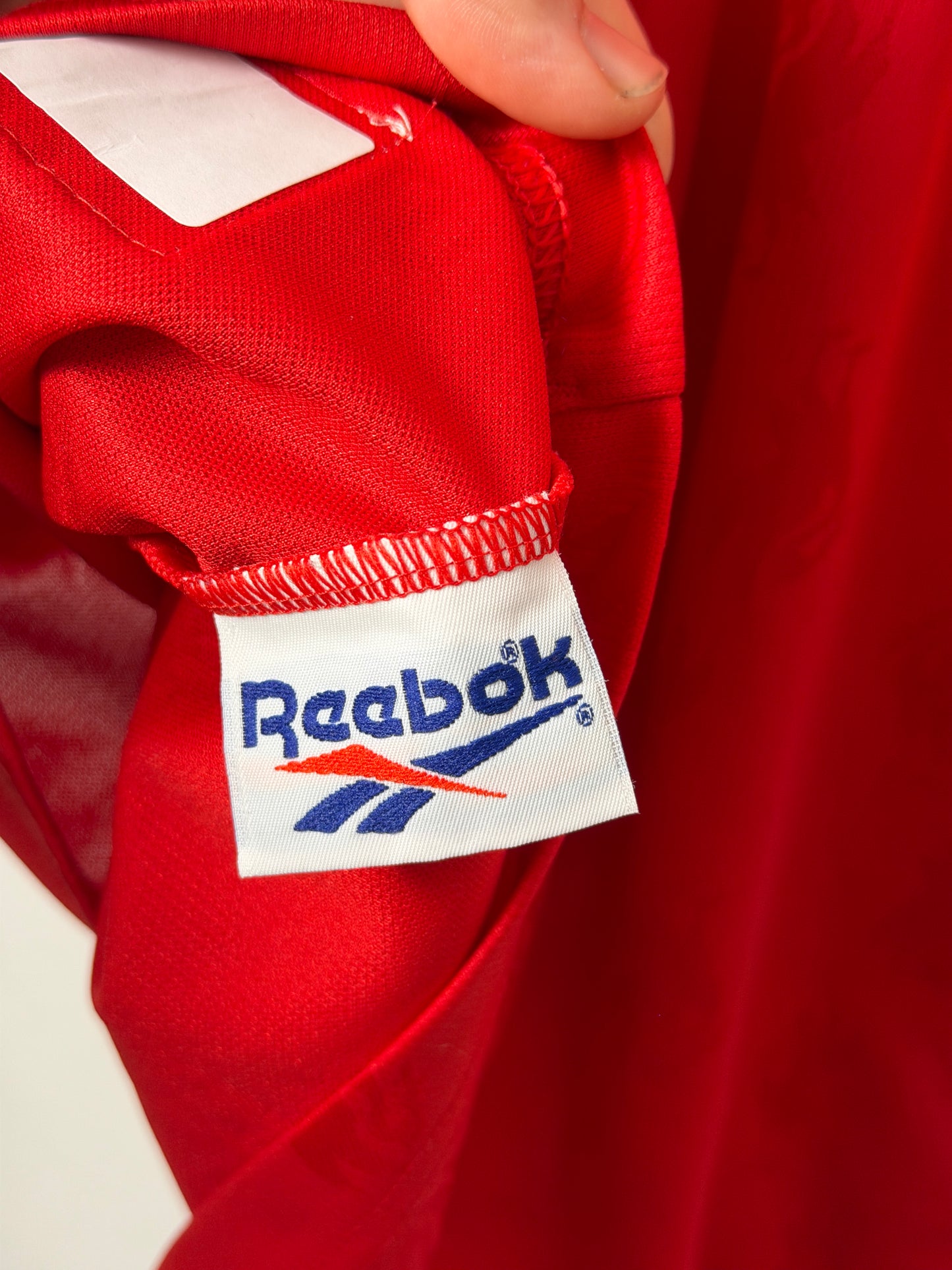 Liverpool FC 1996-98 home football shirt (L)