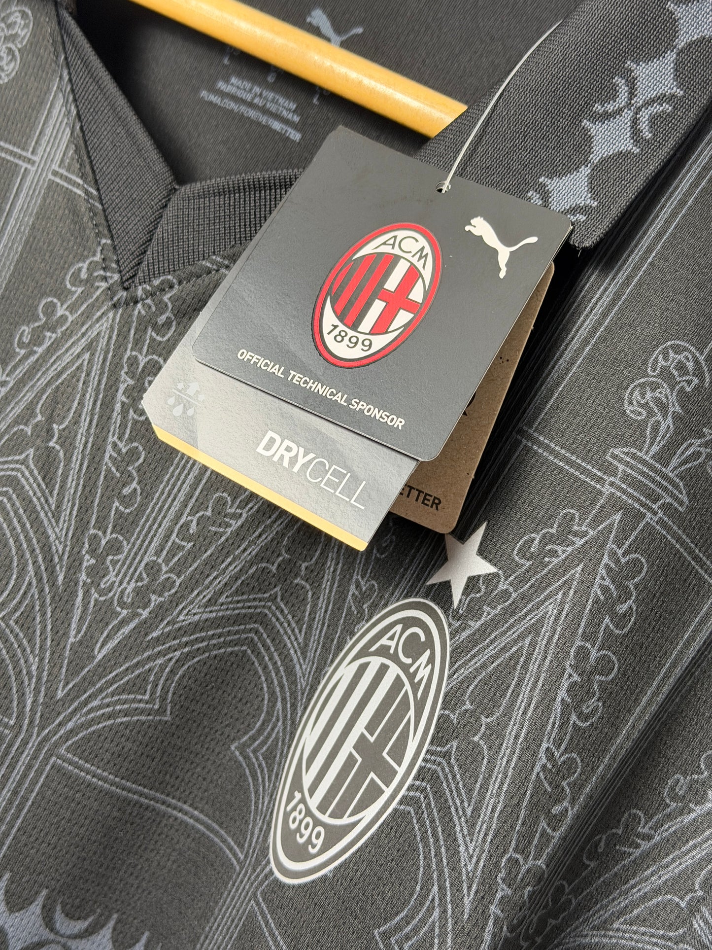 Rafa Leao AC Milan x Pleasures 2023-24 fourth football shirt (L)