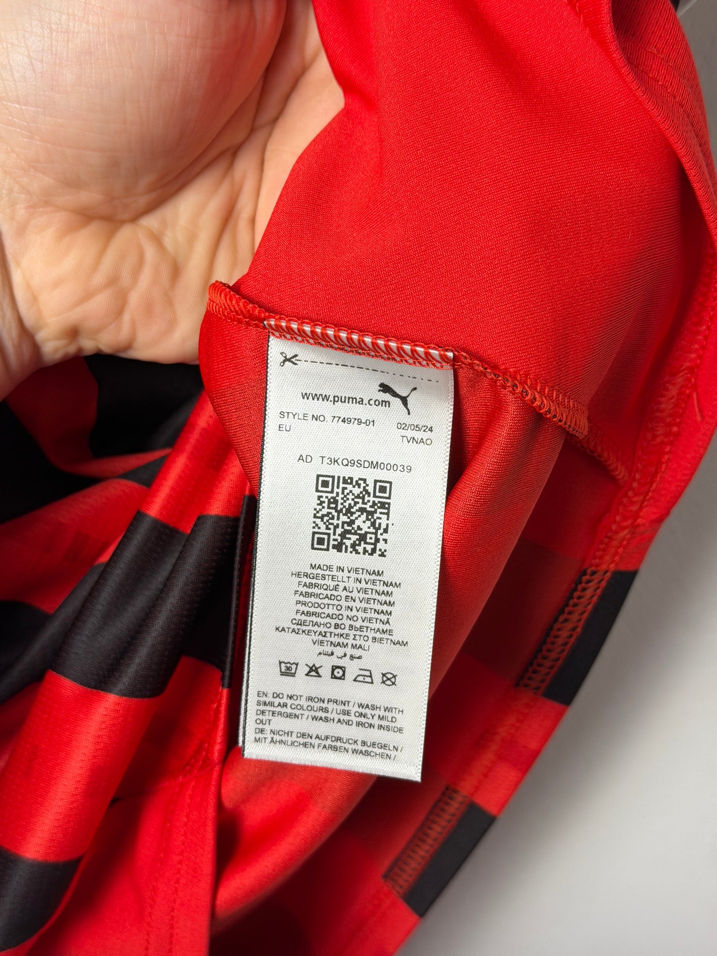 Rafa Leao AC Milan 2024-25 home football shirt (L)