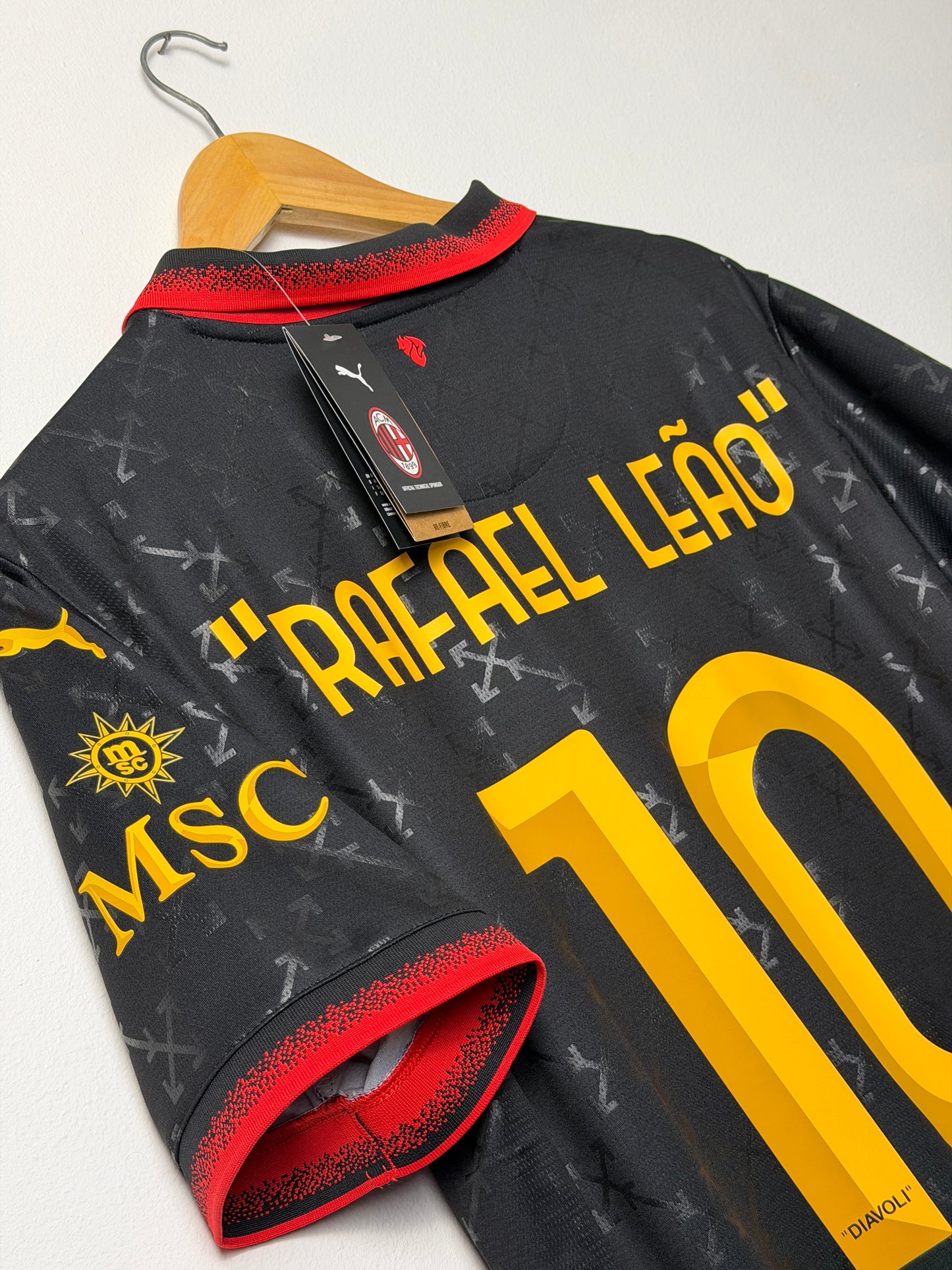 Rafa Leao AC Milan x Off White fourth football shirt (L)