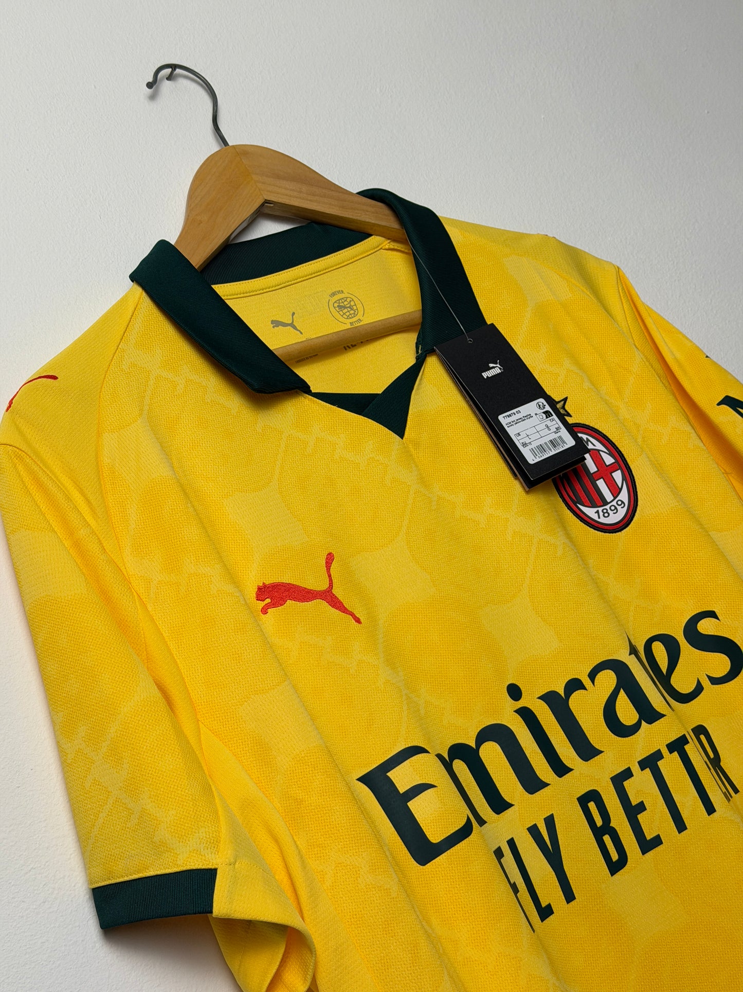 Rafa Leao AC Milan 2025-26 third football shirt (L)