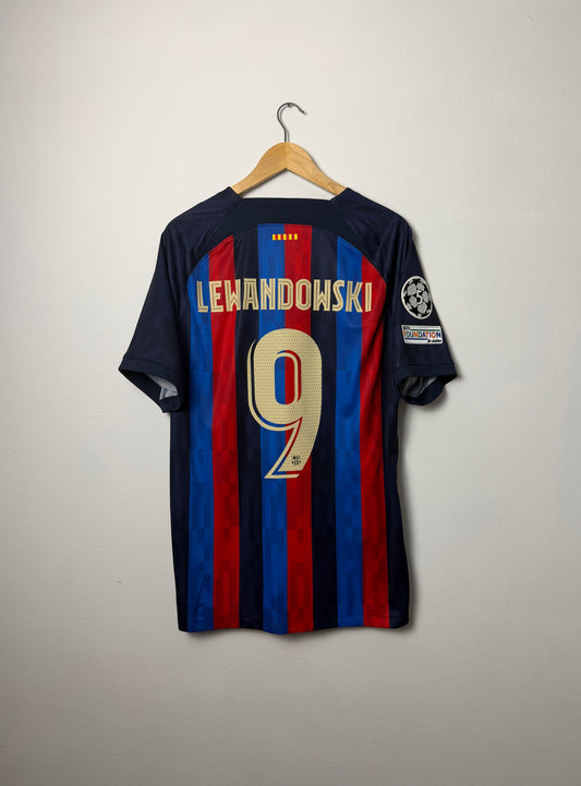 Robert Lewandowski FC Barcelona 2022-23 home football shirt (XL)