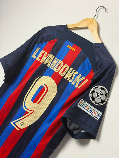 Robert Lewandowski FC Barcelona 2022-23 home football shirt (XL)