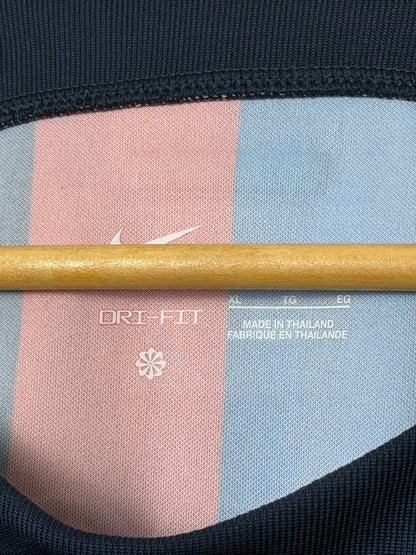 Robert Lewandowski FC Barcelona 2022-23 home football shirt (XL)