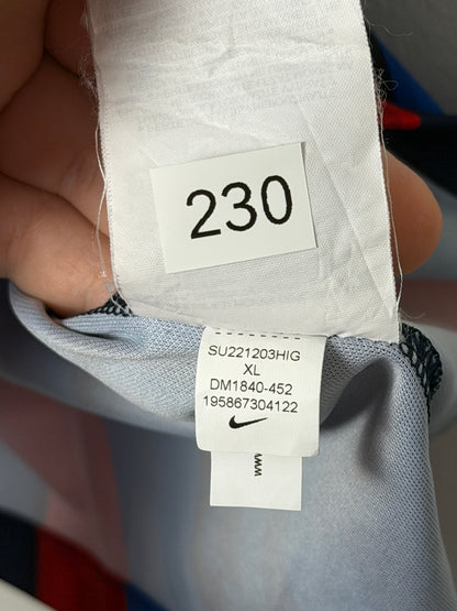 Robert Lewandowski FC Barcelona 2022-23 home football shirt (XL)