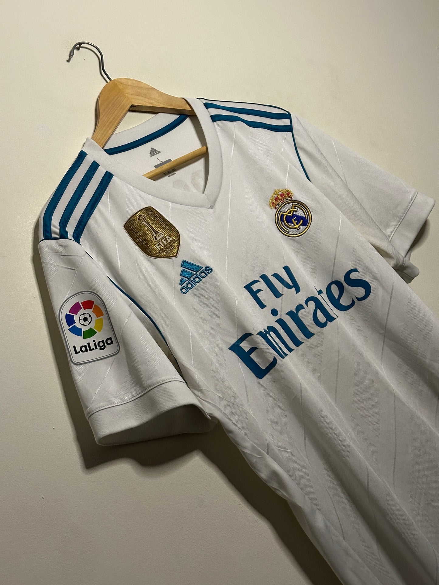 Toni Kroos Real Madrid CF 2017-18 home football shirt (L)