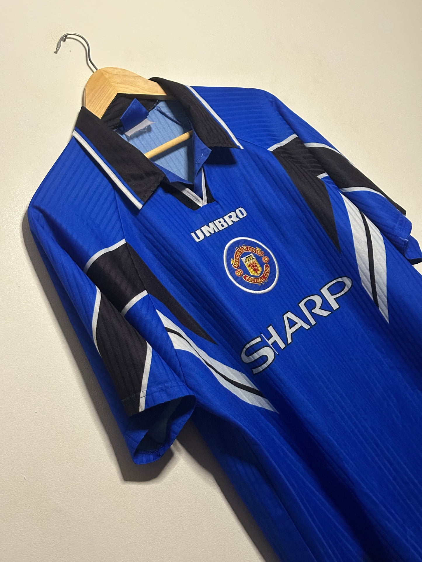 David Beckham Manchester United 1996-98 third football shirt (XL)
