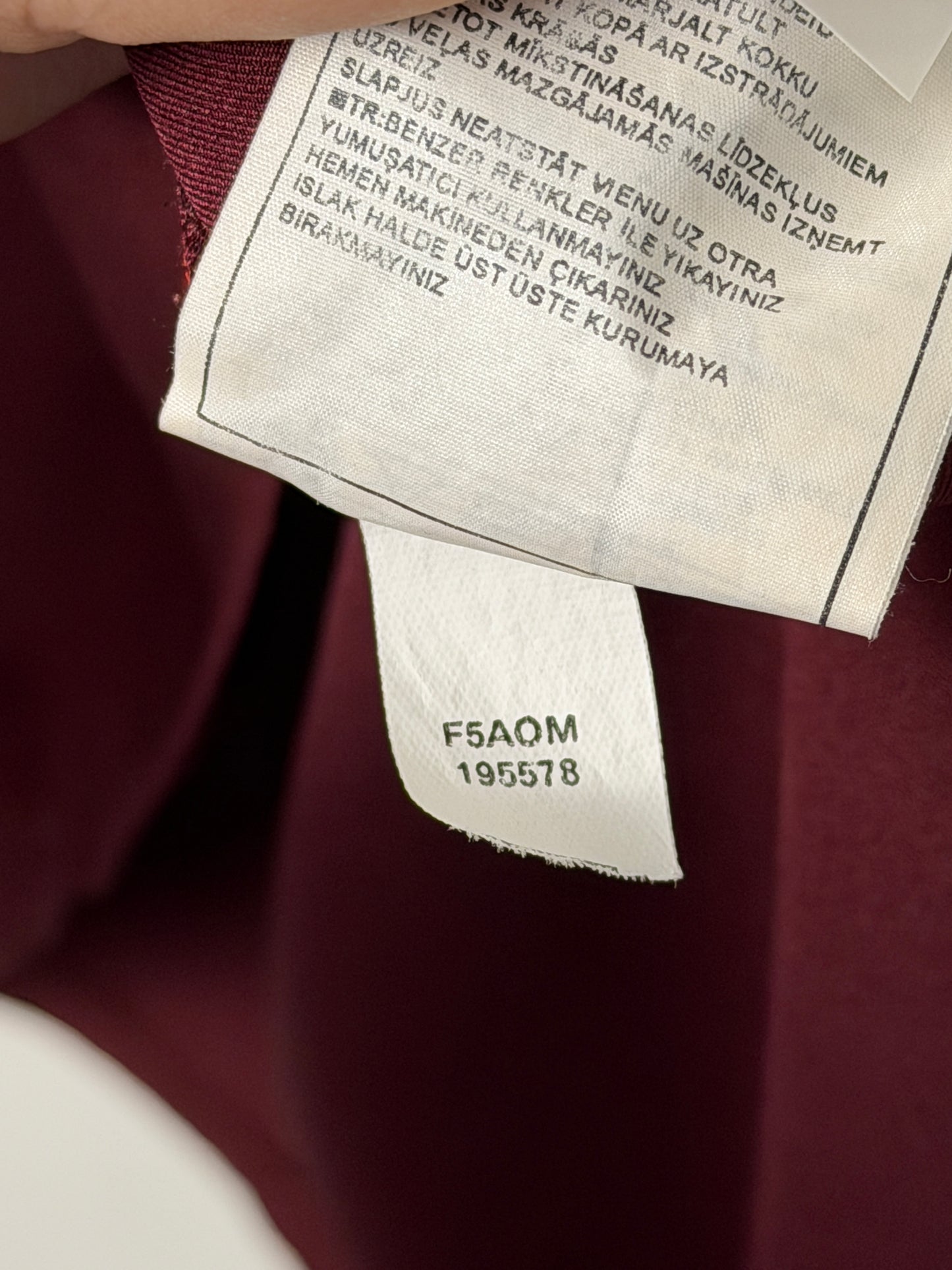 Thierry Henry Arsenal FC 2005-06 home football shirt (L)