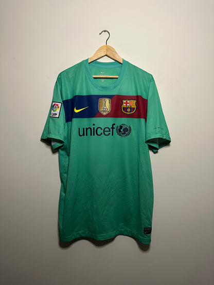 Lionel Messi FC Barcelona 2010-11 away football shirt (XL)
