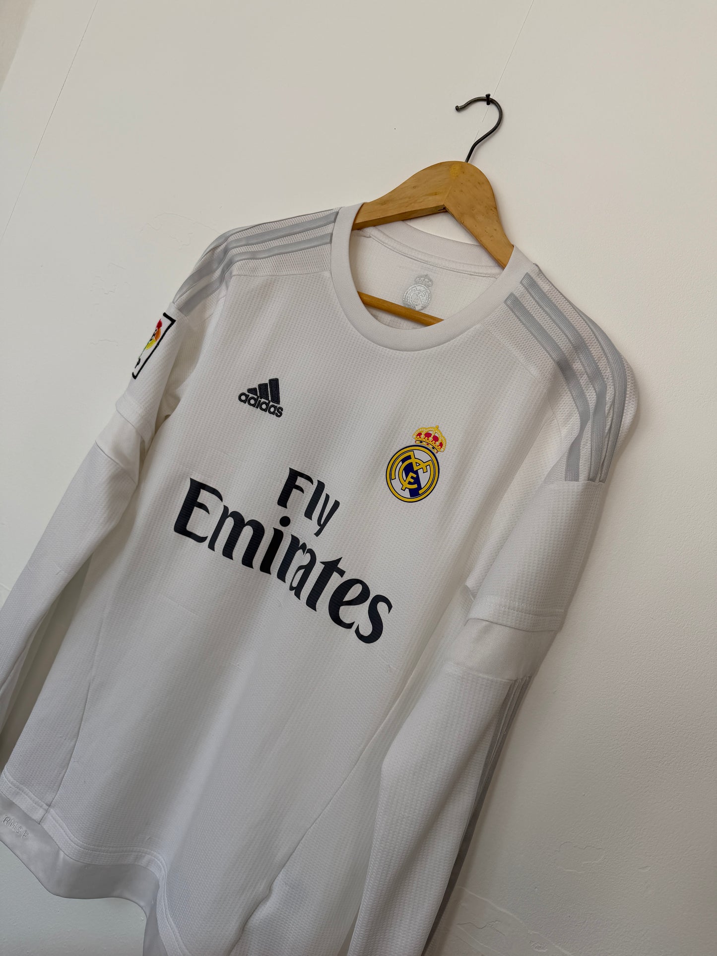 Cristiano Ronaldo Real Madrid CF 2015-16 long sleeve home football shirt (S)