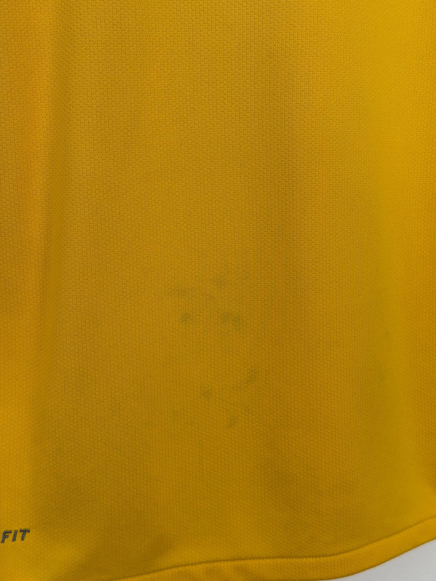 Kaka Brazil 2010 World Cup home football shirt (M)