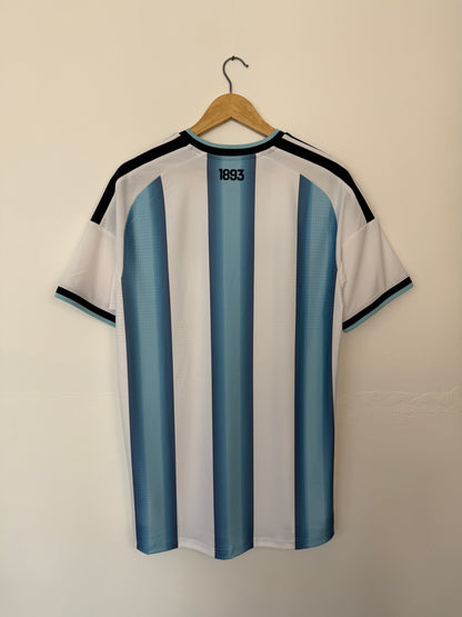 Argentina 2026 World Cup home football shirt (L)