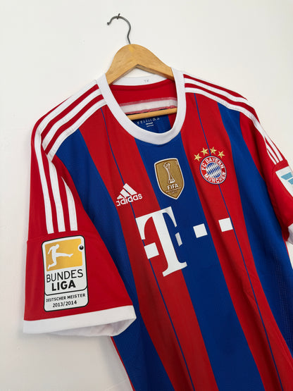 Robert Lewandowski FC Bayern Munich 2014-15 home football shirt (XL)