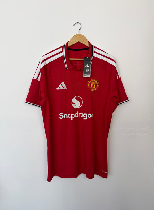 Manchester United 2026-27 home football shirt (XL)