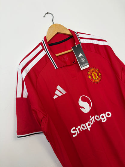 Manchester United 2026-27 home football shirt (XL)