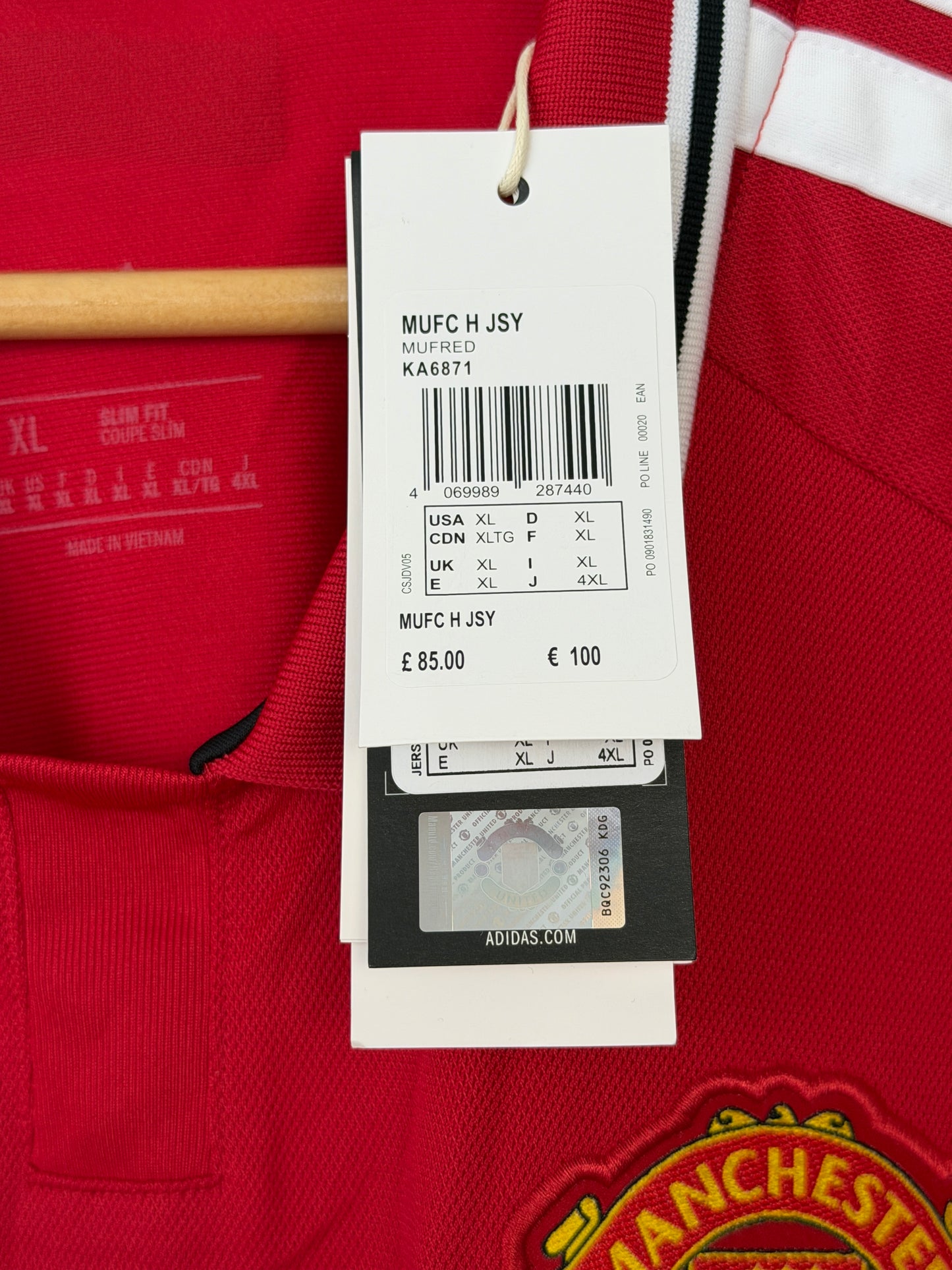 Manchester United 2026-27 home football shirt (XL)