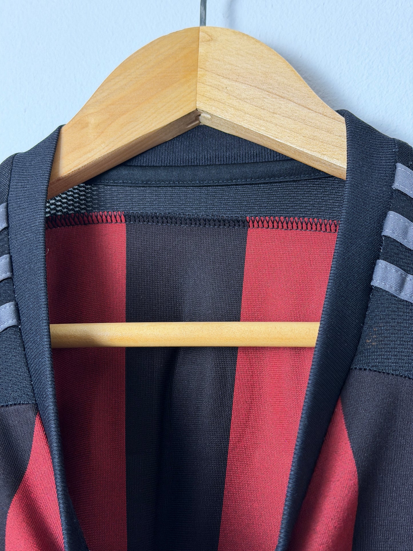 Mario Balotelli AC Milan 2015-16 home football shirt (M)