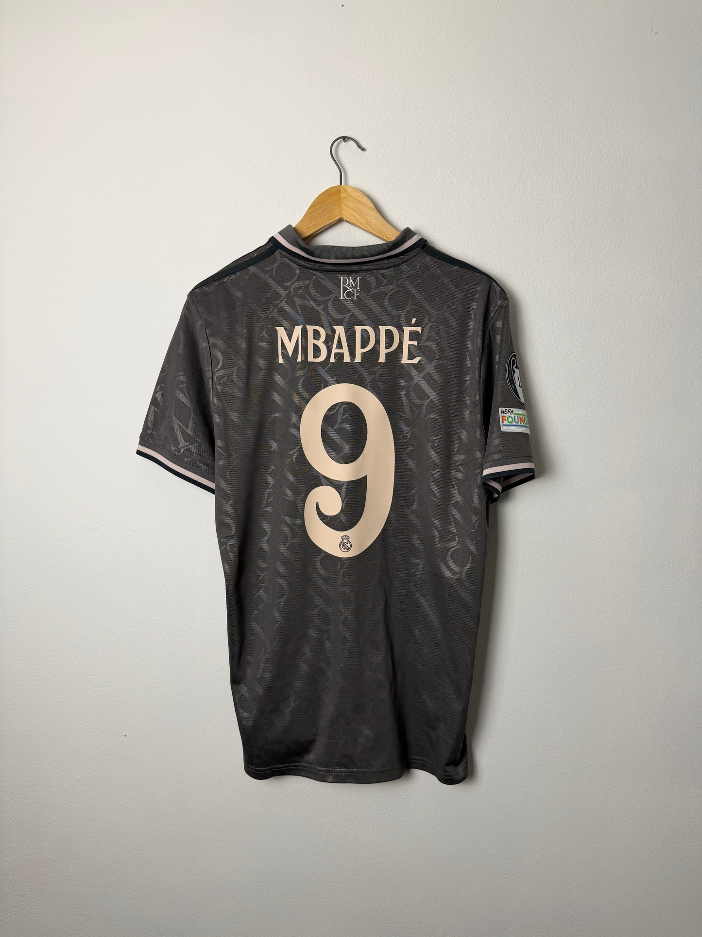 Kylian Mbappe Real Madrid CF 2024-25 third football shirt (L)