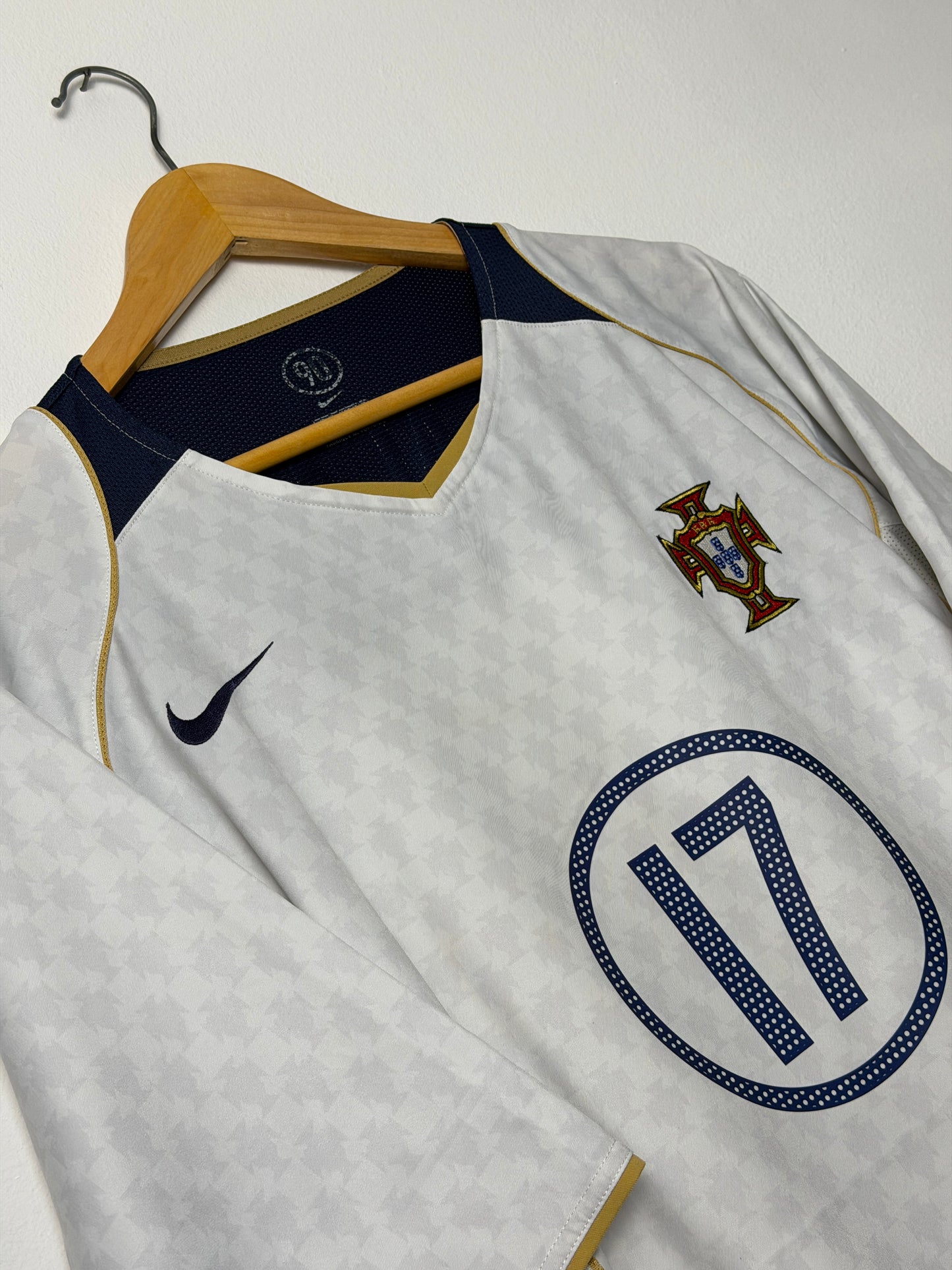 Cristiano Ronaldo Portugal 2004 away football shirt (XL)