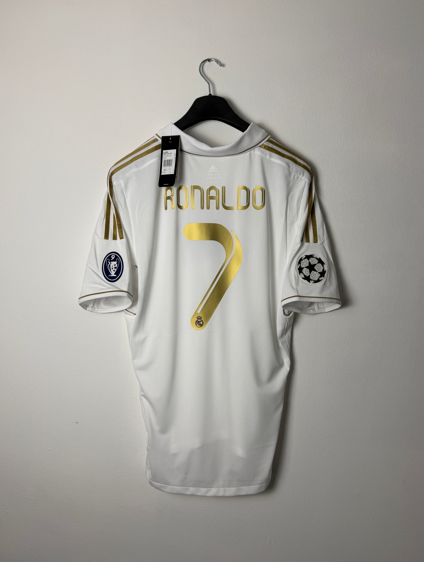 Cristiano Ronaldo Real Madrid CF 2011-12 home football shirt (XL)