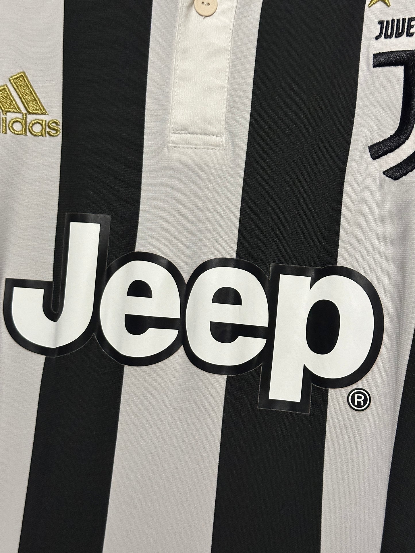 Paulo Dybala Juventus FC 2017-18 home football shirt (M)