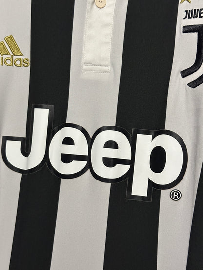 Paulo Dybala Juventus FC 2017-18 home football shirt (M)