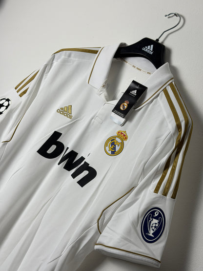 Cristiano Ronaldo Real Madrid CF 2011-12 home football shirt (XL)