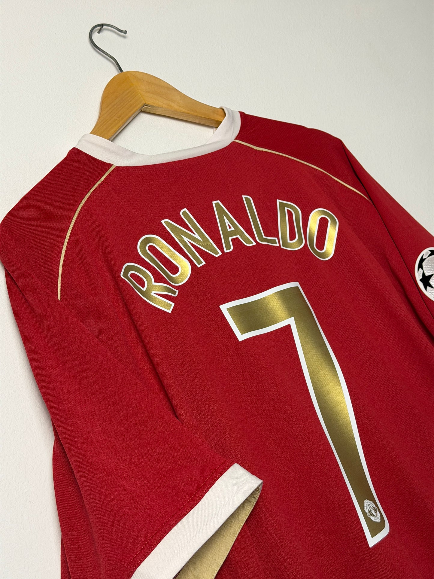 Cristiano Ronaldo Manchester United 2006-07 home football shirt (XXL)