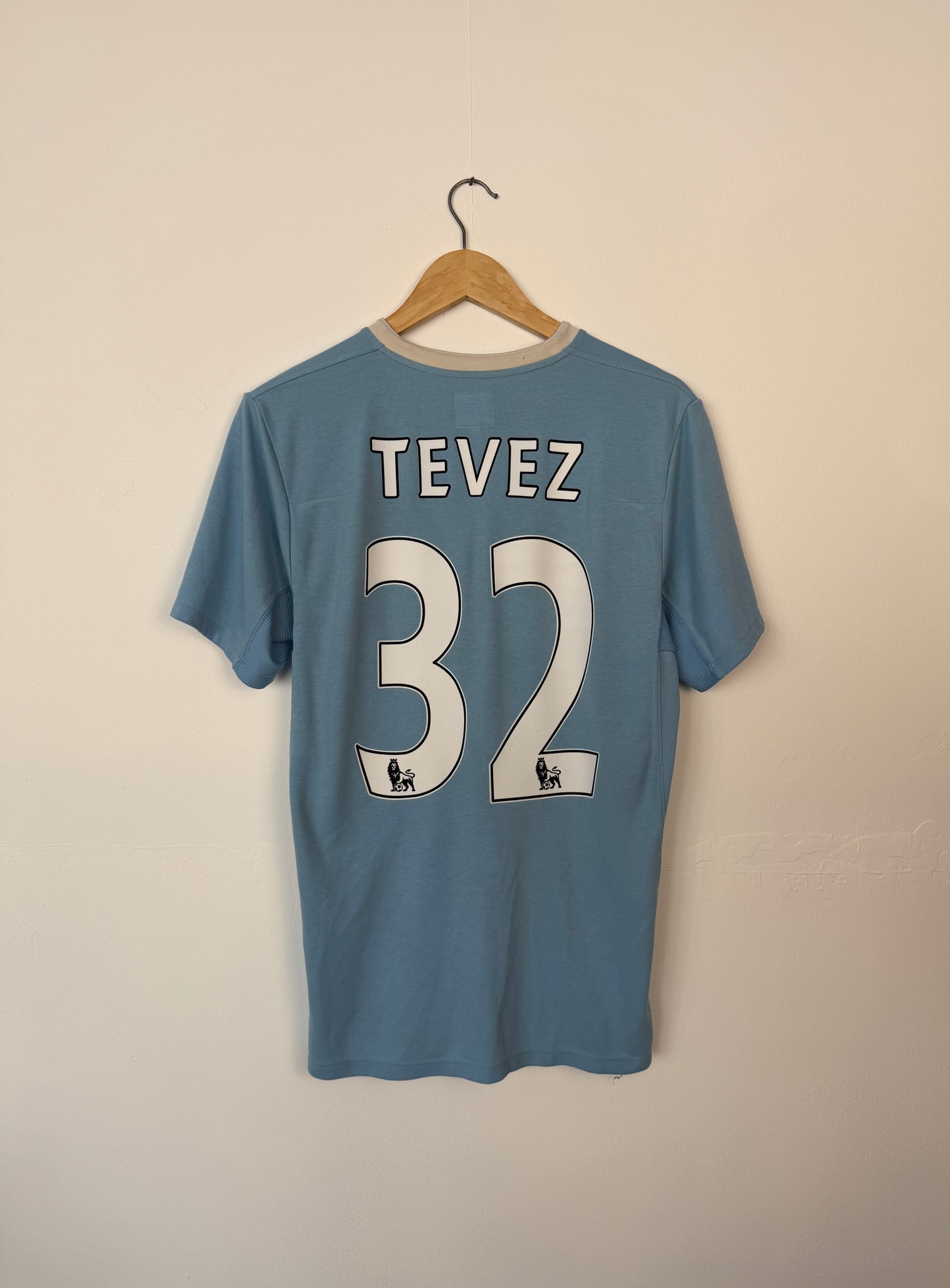 Carlos Tevez Manchester City FC 2009-10 home football shirt (M)