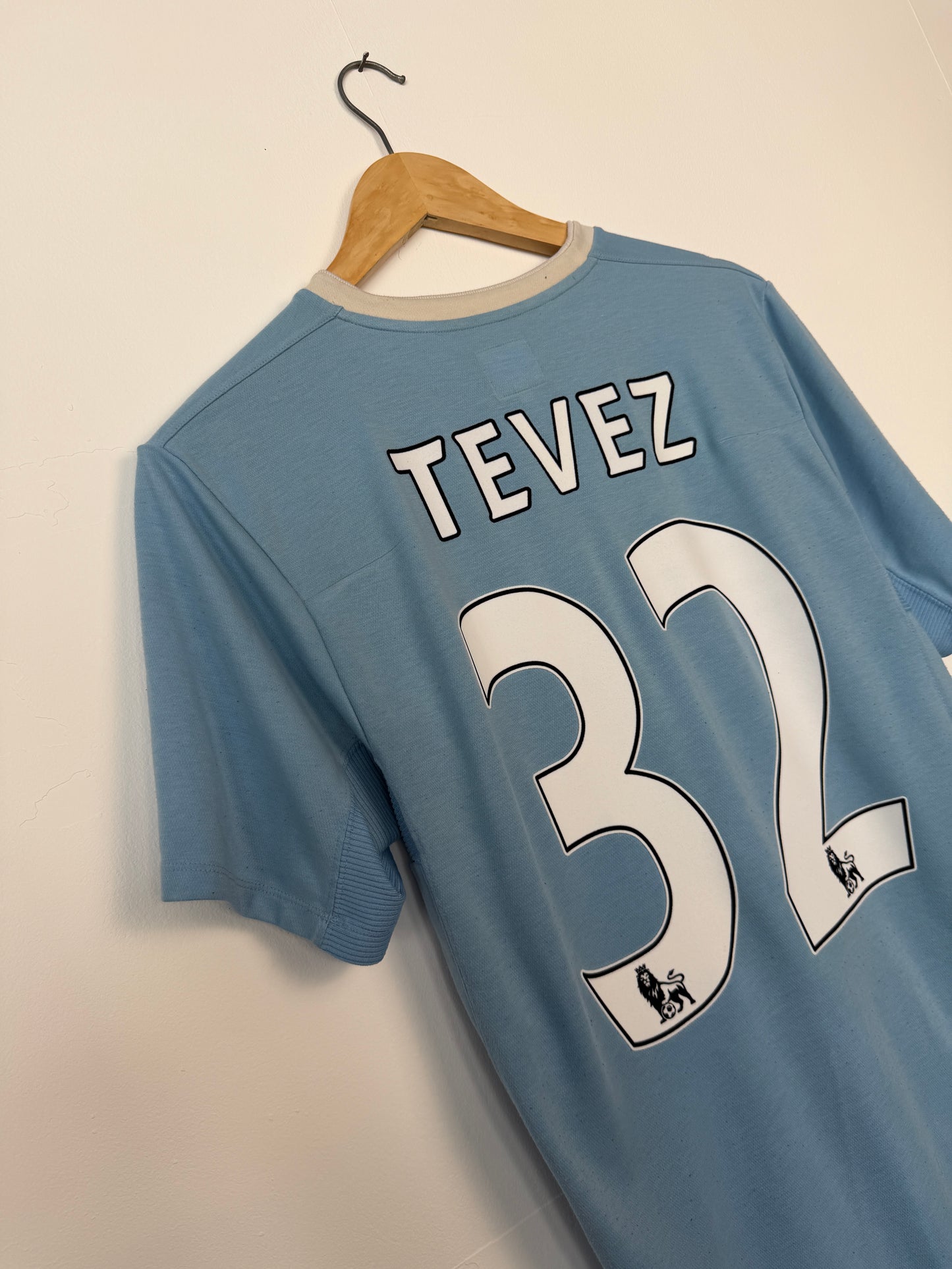 Carlos Tevez Manchester City FC 2009-10 home football shirt (M)